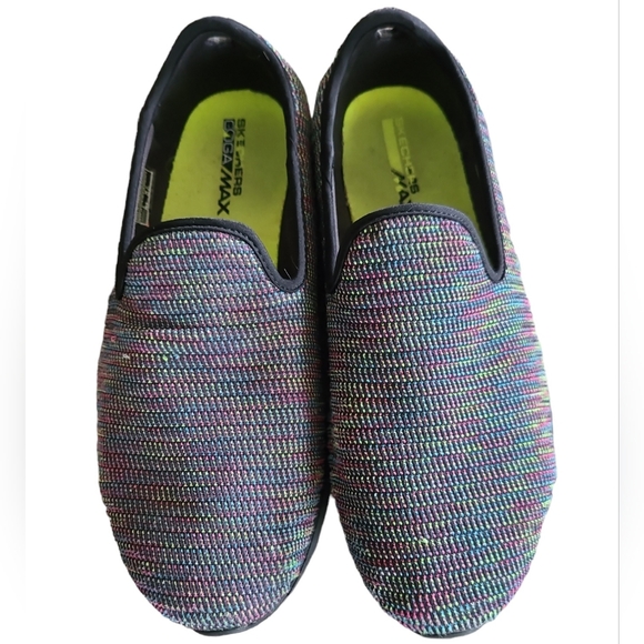 Skechers "GoWalk 4" Slip On Goga Max Shoes - Picture 2 of 12